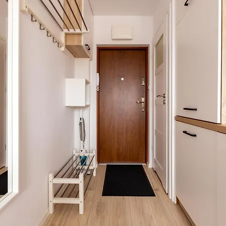 Peaceful Retreat By Bookinghost Apartment