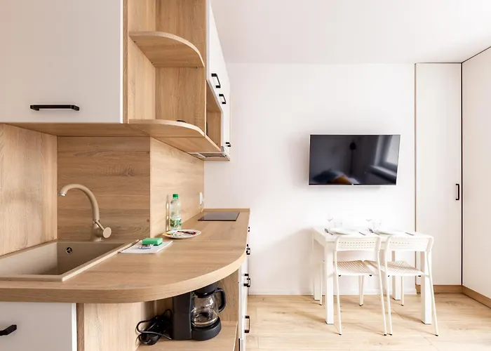 Peaceful Retreat By Bookinghost Lägenhet